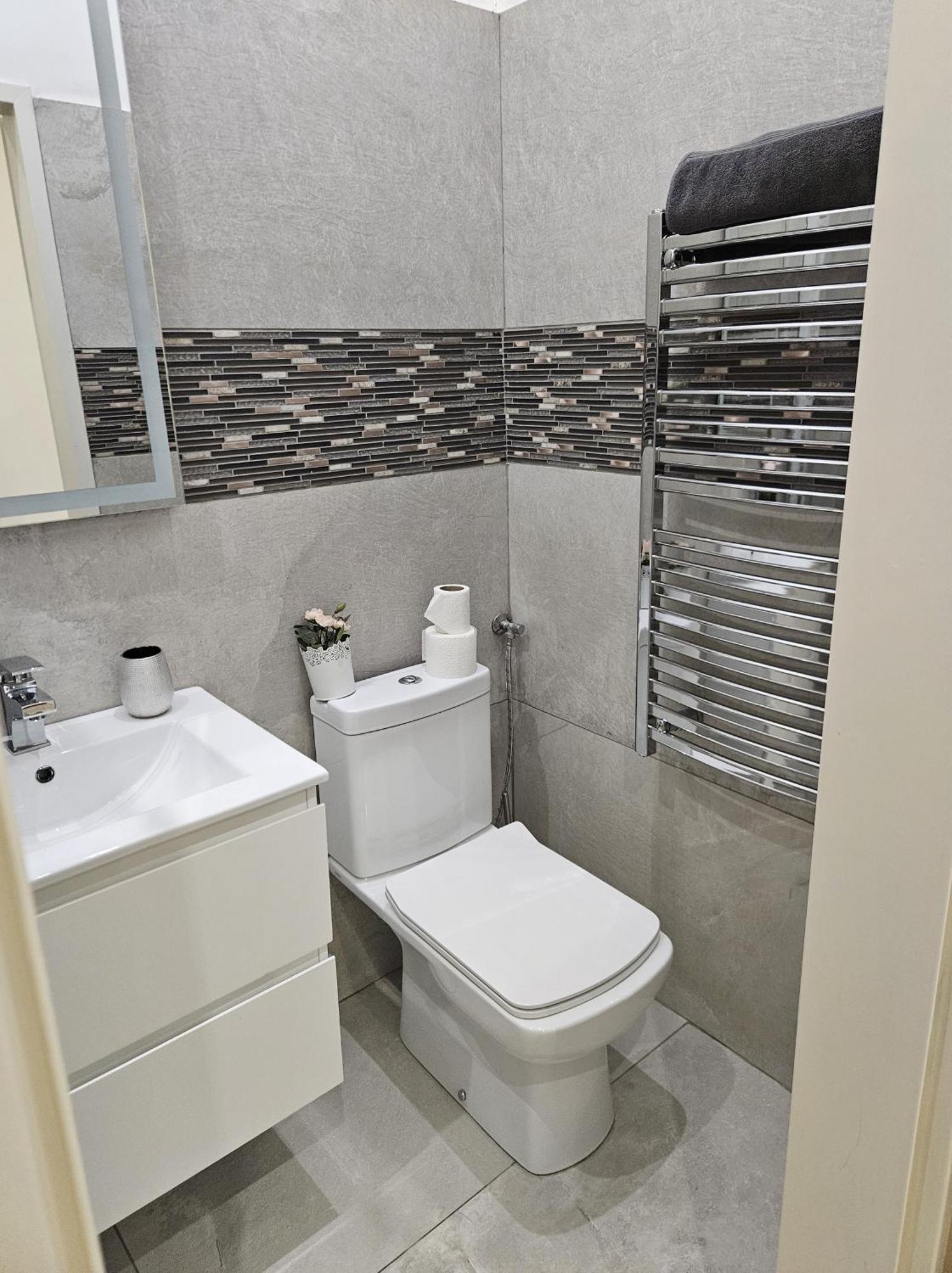 Apartamento Designer Downtown Gem Budapest Exterior foto